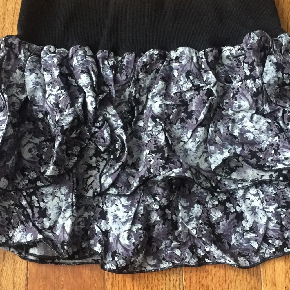 Mini Tiered Skirt - Picture 3 of 4